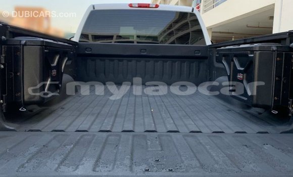 Buy Import Chevrolet Silverado White Car in Import - Dubai in Attapeu Province Buy Import Chevrolet Silverado White Car in Import - Dubai in Attapeu Province