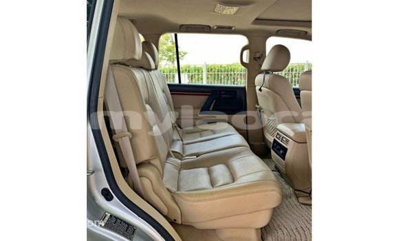 Buy Import Toyota Land Cruiser Other Car in Import - Dubai in Attapeu Province Buy Import Toyota Land Cruiser Other Car in Import - Dubai in Attapeu Province