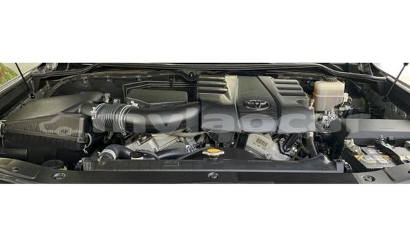 Buy Import Toyota Land Cruiser Other Car in Import - Dubai in Attapeu Province Buy Import Toyota Land Cruiser Other Car in Import - Dubai in Attapeu Province