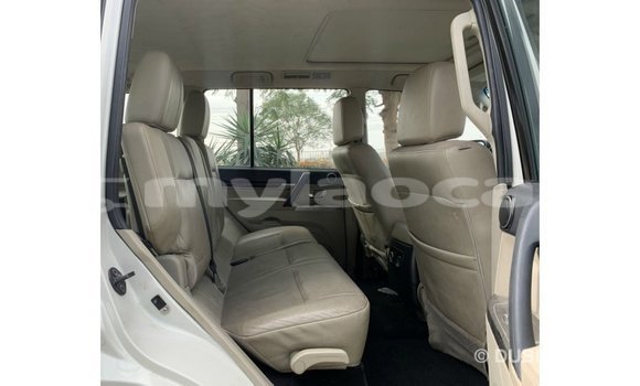 Buy Import Mitsubishi Pajero White Car in Import - Dubai in Attapeu Province Buy Import Mitsubishi Pajero White Car in Import - Dubai in Attapeu Province