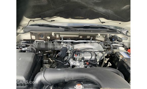Buy Import Mitsubishi Pajero White Car in Import - Dubai in Attapeu Province Buy Import Mitsubishi Pajero White Car in Import - Dubai in Attapeu Province