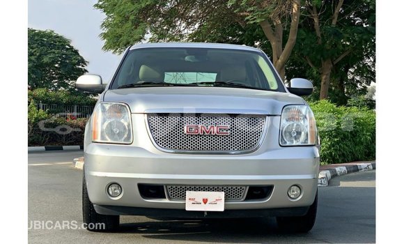 Buy Import GMC Yukon Other Car in Import - Dubai in Attapeu Province Buy Import GMC Yukon Other Car in Import - Dubai in Attapeu Province