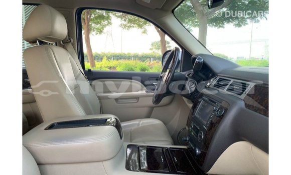 Buy Import GMC Yukon Other Car in Import - Dubai in Attapeu Province Buy Import GMC Yukon Other Car in Import - Dubai in Attapeu Province