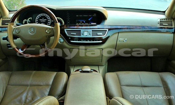 Buy Import Mercedes-Benz 200 Blue Car in Import - Dubai in Attapeu Province Buy Import Mercedes-Benz 200 Blue Car in Import - Dubai in Attapeu Province