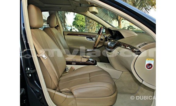 Buy Import Mercedes-Benz 200 Blue Car in Import - Dubai in Attapeu Province Buy Import Mercedes-Benz 200 Blue Car in Import - Dubai in Attapeu Province