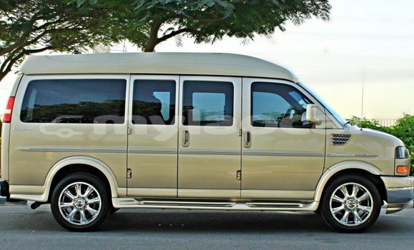 Buy Import GMC Acadia Other Car in Import - Dubai in Attapeu Province Buy Import GMC Acadia Other Car in Import - Dubai in Attapeu Province