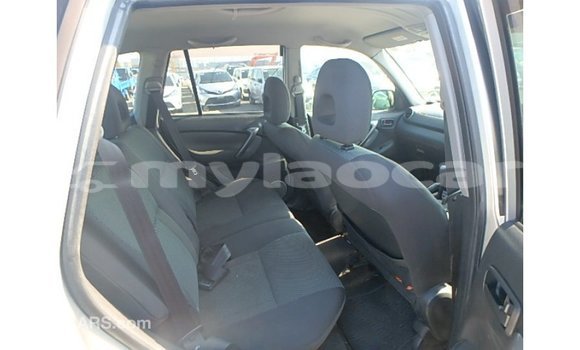 Buy Import Toyota RAV4 Other Car in Import - Dubai in Attapeu Province Buy Import Toyota RAV4 Other Car in Import - Dubai in Attapeu Province