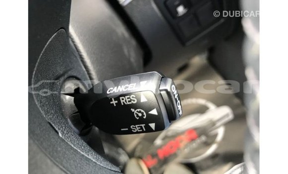 Acheter Import Voiture Toyota Land Cruiser Blanc à Import - Dubai, Attapeu Province Acheter Import Voiture Toyota Land Cruiser Blanc à Import - Dubai, Attapeu Province