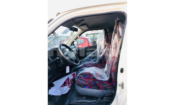 Buy Import Toyota Hiace White Car in Import - Dubai in Attapeu Province Buy Import Toyota Hiace White Car in Import - Dubai in Attapeu Province