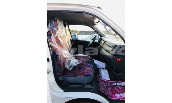 Buy Import Toyota Hiace White Car in Import - Dubai in Attapeu Province Buy Import Toyota Hiace White Car in Import - Dubai in Attapeu Province