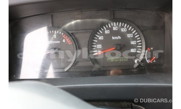 Buy Import Isuzu Rodeo White Car in Import - Dubai in Attapeu Province