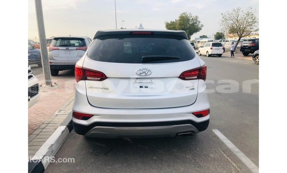 Buy Import Hyundai Santa Fe Other Car in Import - Dubai in Attapeu Province Buy Import Hyundai Santa Fe Other Car in Import - Dubai in Attapeu Province