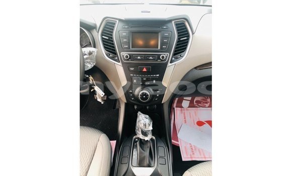 Buy Import Hyundai Santa Fe Other Car in Import - Dubai in Attapeu Province Buy Import Hyundai Santa Fe Other Car in Import - Dubai in Attapeu Province