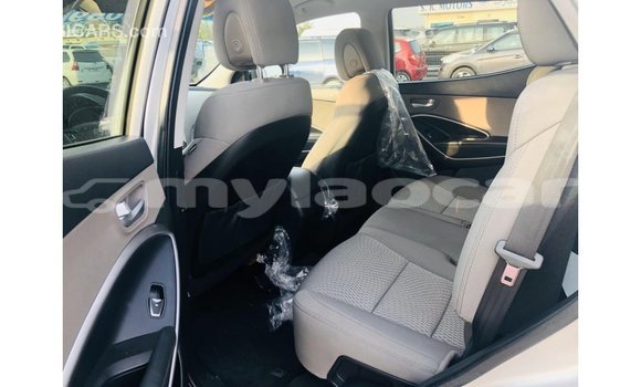 Buy Import Hyundai Santa Fe Other Car in Import - Dubai in Attapeu Province Buy Import Hyundai Santa Fe Other Car in Import - Dubai in Attapeu Province