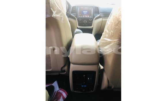 Buy Import Jeep Grand Cherokee Black Car in Import - Dubai in Attapeu Province Buy Import Jeep Grand Cherokee Black Car in Import - Dubai in Attapeu Province
