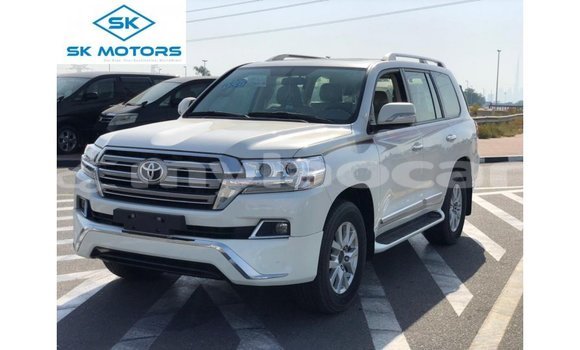 Buy Import Toyota Land Cruiser White Car in Import - Dubai in Attapeu Province Buy Import Toyota Land Cruiser White Car in Import - Dubai in Attapeu Province
