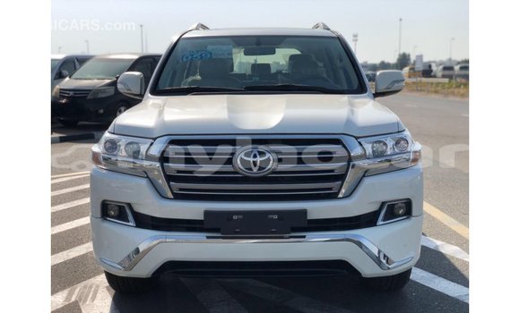Buy Import Toyota Land Cruiser White Car in Import - Dubai in Attapeu Province Buy Import Toyota Land Cruiser White Car in Import - Dubai in Attapeu Province