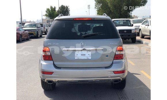 Buy Import Mercedes-Benz 190 (W201) Other Car in Import - Dubai in Attapeu Province Buy Import Mercedes-Benz 190 (W201) Other Car in Import - Dubai in Attapeu Province