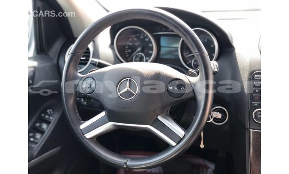 Buy Import Mercedes-Benz 190 (W201) Other Car in Import - Dubai in Attapeu Province Buy Import Mercedes-Benz 190 (W201) Other Car in Import - Dubai in Attapeu Province