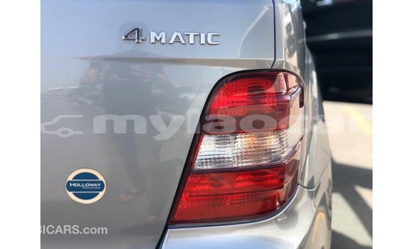 Buy Import Mercedes-Benz 190 (W201) Other Car in Import - Dubai in Attapeu Province Buy Import Mercedes-Benz 190 (W201) Other Car in Import - Dubai in Attapeu Province