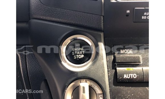 Buy Import Toyota Land Cruiser White Car in Import - Dubai in Attapeu Province Buy Import Toyota Land Cruiser White Car in Import - Dubai in Attapeu Province