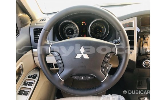 Buy Import Mitsubishi Pajero Black Car in Import - Dubai in Attapeu Province Buy Import Mitsubishi Pajero Black Car in Import - Dubai in Attapeu Province