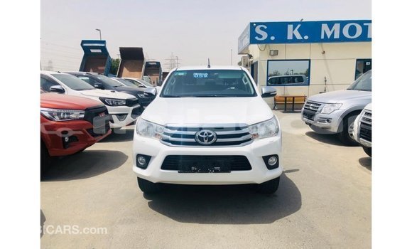Buy Import Toyota Hilux White Car in Import - Dubai in Attapeu Province Buy Import Toyota Hilux White Car in Import - Dubai in Attapeu Province