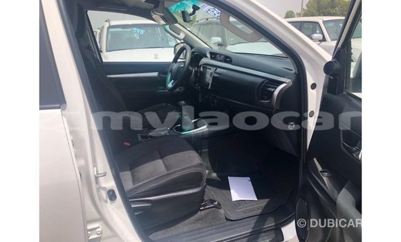 Buy Import Toyota Hilux White Car in Import - Dubai in Attapeu Province Buy Import Toyota Hilux White Car in Import - Dubai in Attapeu Province