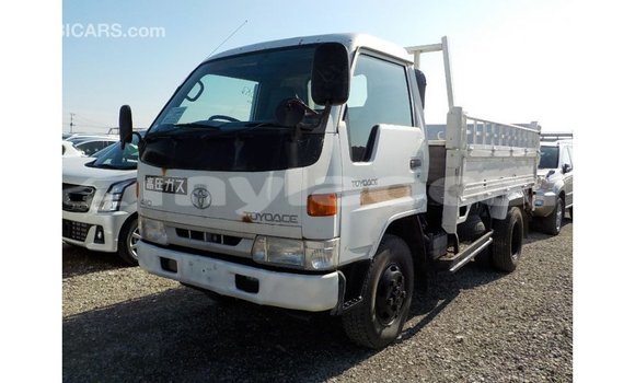Buy Import Toyota Dyna White Car in Import - Dubai in Attapeu Province Buy Import Toyota Dyna White Car in Import - Dubai in Attapeu Province