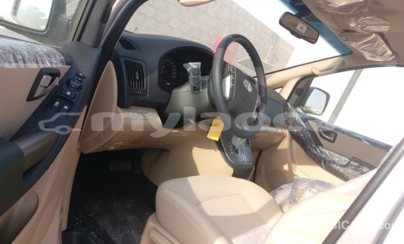 Buy Import Hyundai Accent Brown Car in Import - Dubai in Attapeu Province Buy Import Hyundai Accent Brown Car in Import - Dubai in Attapeu Province
