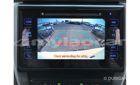 Acheter Import Voiture Toyota Fortuner Blanc à Import - Dubai, Attapeu Province Acheter Import Voiture Toyota Fortuner Blanc à Import - Dubai, Attapeu Province