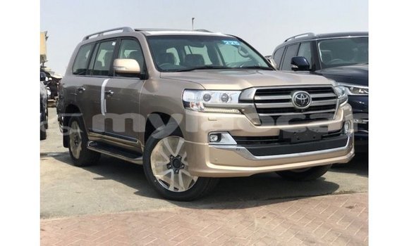Buy Import Toyota Land Cruiser Other Car in Import - Dubai in Attapeu Province
