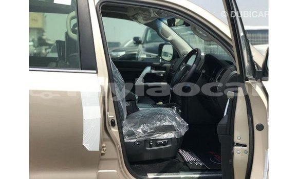 Buy Import Toyota Land Cruiser Other Car in Import - Dubai in Attapeu Province Buy Import Toyota Land Cruiser Other Car in Import - Dubai in Attapeu Province