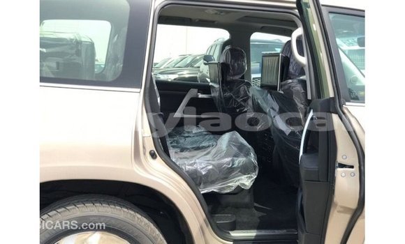 Buy Import Toyota Land Cruiser Other Car in Import - Dubai in Attapeu Province Buy Import Toyota Land Cruiser Other Car in Import - Dubai in Attapeu Province