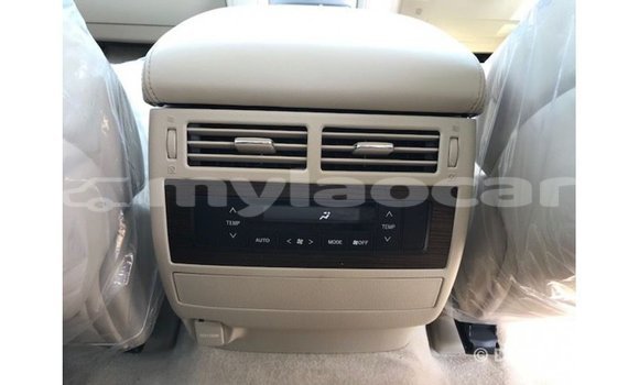 Buy Import Toyota Land Cruiser Black Car in Import - Dubai in Attapeu Province Buy Import Toyota Land Cruiser Black Car in Import - Dubai in Attapeu Province