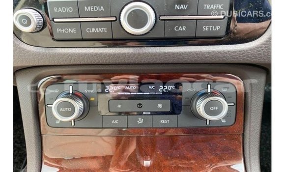 Acheter Import Voiture Volkswagen Touareg Autre à Import - Dubai, Attapeu Province Acheter Import Voiture Volkswagen Touareg Autre à Import - Dubai, Attapeu Province