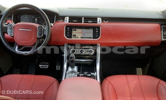 Buy Import Land Rover Range Rover White Car in Import - Dubai in Attapeu Province Buy Import Land Rover Range Rover White Car in Import - Dubai in Attapeu Province