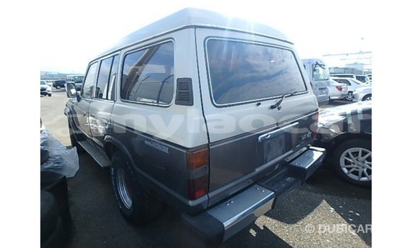 Buy Import Toyota Land Cruiser Other Car in Import - Dubai in Attapeu Province Buy Import Toyota Land Cruiser Other Car in Import - Dubai in Attapeu Province