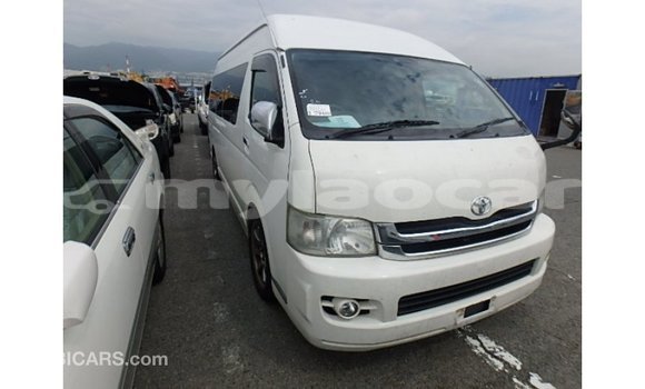 Buy Import Toyota Hiace White Car in Import - Dubai in Attapeu Province Buy Import Toyota Hiace White Car in Import - Dubai in Attapeu Province