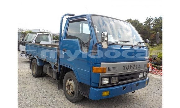 Buy Import Toyota Dyna Blue Car in Import - Dubai in Attapeu Province Buy Import Toyota Dyna Blue Car in Import - Dubai in Attapeu Province