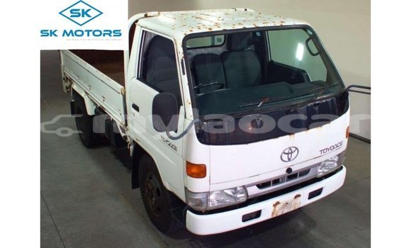 Buy Import Toyota Dyna White Car in Import - Dubai in Attapeu Province