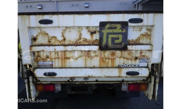 Buy Import Toyota Dyna White Car in Import - Dubai in Attapeu Province Buy Import Toyota Dyna White Car in Import - Dubai in Attapeu Province