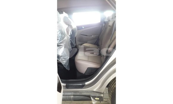 Buy Import Hyundai Tucson Other Car in Import - Dubai in Attapeu Province Buy Import Hyundai Tucson Other Car in Import - Dubai in Attapeu Province