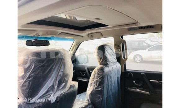 Buy Import Mitsubishi Pajero Black Car in Import - Dubai in Attapeu Province Buy Import Mitsubishi Pajero Black Car in Import - Dubai in Attapeu Province