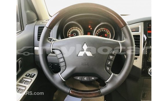Buy Import Mitsubishi Pajero Black Car in Import - Dubai in Attapeu Province Buy Import Mitsubishi Pajero Black Car in Import - Dubai in Attapeu Province
