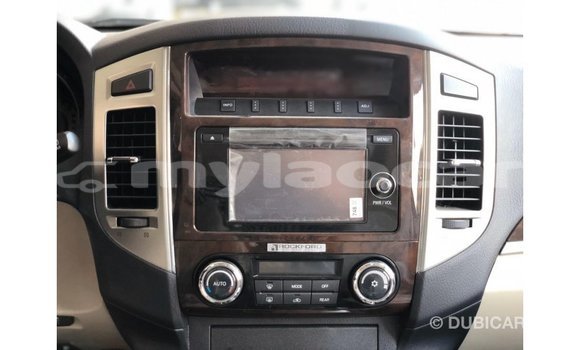Buy Import Mitsubishi Pajero Other Car in Import - Dubai in Attapeu Province Buy Import Mitsubishi Pajero Other Car in Import - Dubai in Attapeu Province