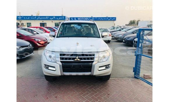 Buy Import Mitsubishi Pajero White Car in Import - Dubai in Attapeu Province Buy Import Mitsubishi Pajero White Car in Import - Dubai in Attapeu Province