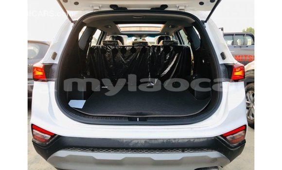 Buy Import Hyundai Santa Fe White Car in Import - Dubai in Attapeu Province Buy Import Hyundai Santa Fe White Car in Import - Dubai in Attapeu Province