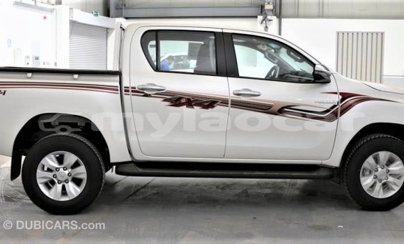 Buy Import Toyota Hilux White Car in Import - Dubai in Attapeu Province Buy Import Toyota Hilux White Car in Import - Dubai in Attapeu Province