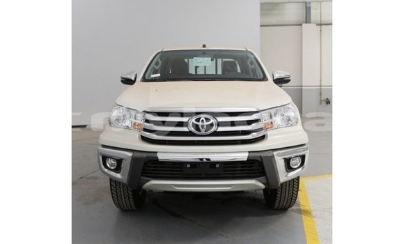 Buy Import Toyota Hilux White Car in Import - Dubai in Attapeu Province Buy Import Toyota Hilux White Car in Import - Dubai in Attapeu Province